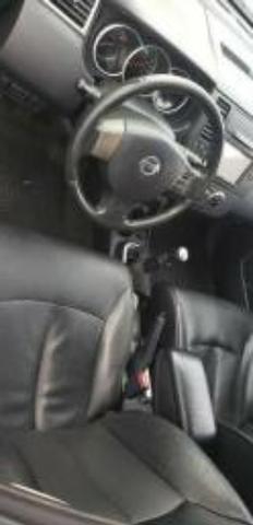 Nissan Tiida SL 2011, MT, completo c/ teto solar - Financiado ou Quitado - Foto 8