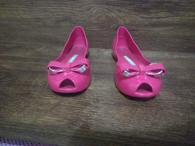 Duas melissas originais por r$90,00 !