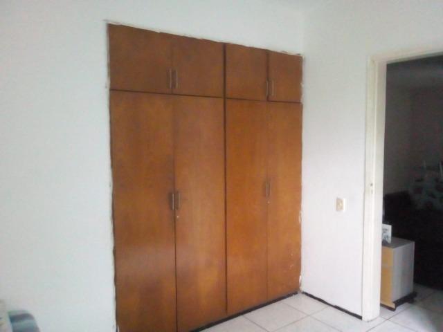 Apartamento no Condominio Edificio Evan próximo av Humberto Monte e José Bastos - Foto 2