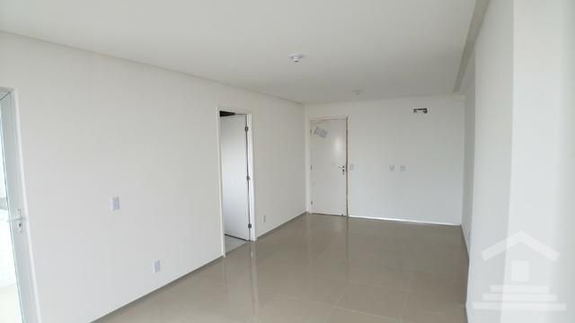 Apartamento no Vivendas Ponta do Farol ? 81m ? 3 Quartos ? 2 ou 3 Vagas