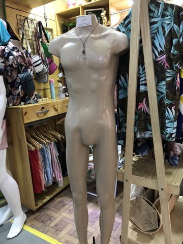 Vendo manequim masculino