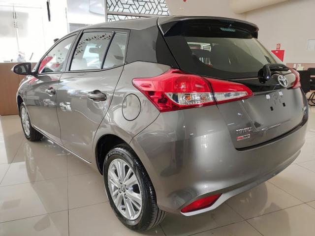 TOYOTA YARIS HATCH XL AT 19/20 - Foto 5