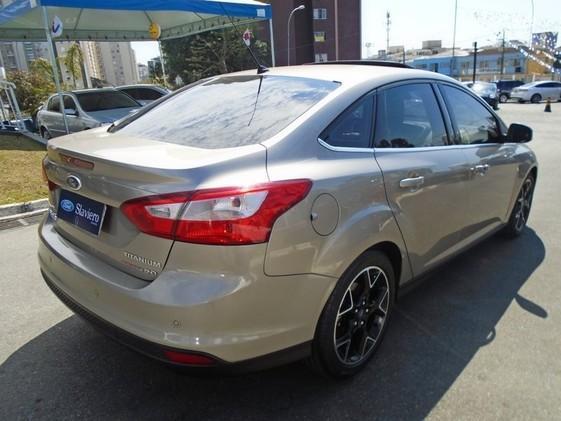 FOCUS Focus Sed. TI./TI.Plus 2.0 16V Flex Aut - Foto 4