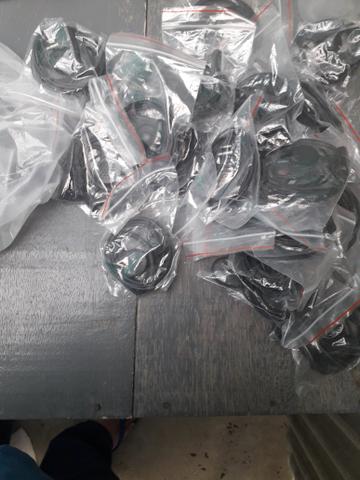 Vendo fone de ouvido para rádio Motorola 35 reais cada - Foto 4