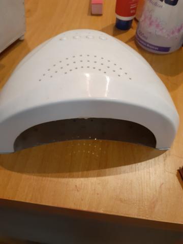 Cabine para unhas de gel