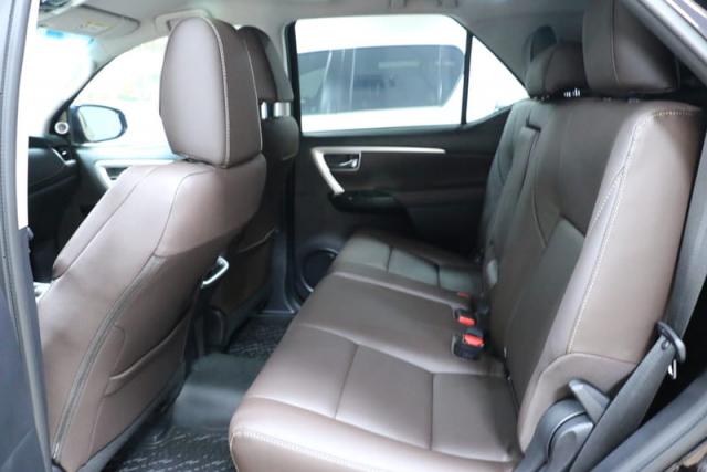 TOYOTA SW4 DSL 4X4 SRX AT 7S 19/20 - Foto 6