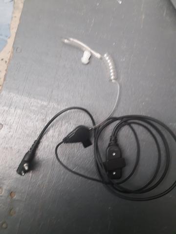 Vendo fone de ouvido para rádio Motorola 35 reais cada - Foto 2