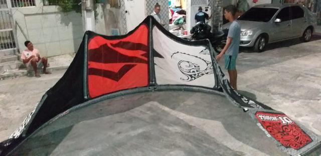 Vendo kitesurf TAM. 10m 2013 estalando! - Foto 5
