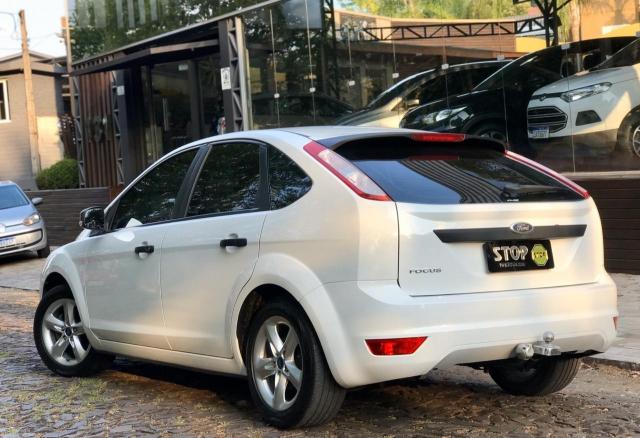 Ford Focus 1.6 gl 4P - Foto 6