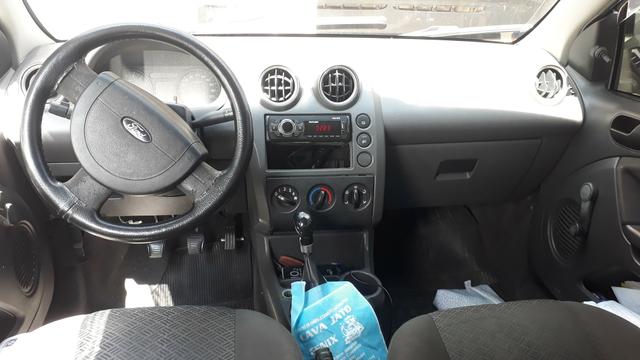 Fiesta Sedan 2007 - Foto 3