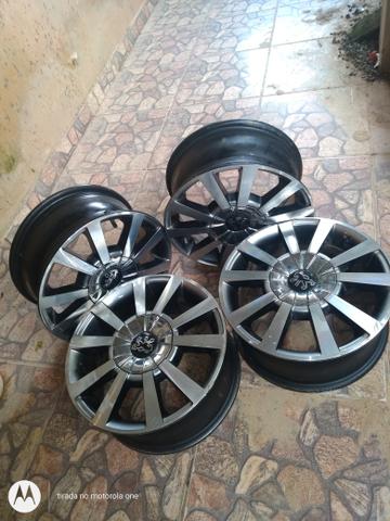 Rodas aro 14 ,4 furos