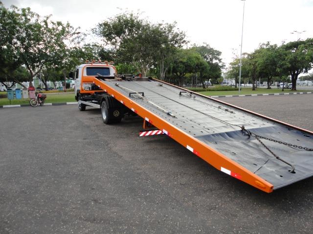 Caminhao guincho plataforma de 07mts,volkswagem-10.160,motor:cummis - Foto 11