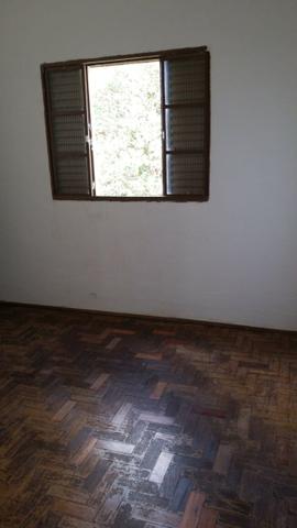 Alugo casa de 2 quartos, bairro santo antônio pará de Minas - Foto 4