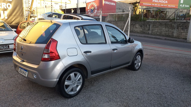 Sandero exp 1.0 2012 completo, financio pego trocas ou moto como entrada - Foto 5