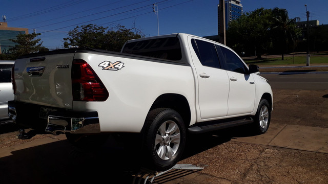 TOYOTA HILUX CDSR AUTOMÁTICA ANO 2018/2018 - Foto 5