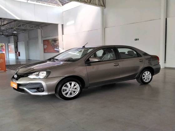 ETIOS 2019/2020 1.5 X PLUS SEDAN 16V FLEX 4P AUTOMÁTICO
