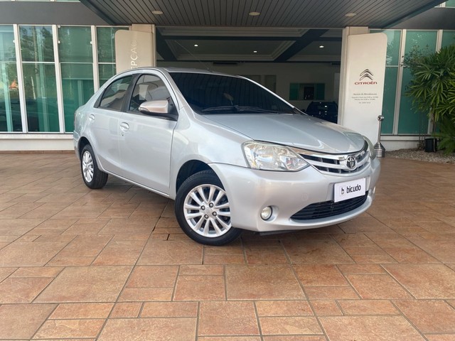 TOYOTA ETIOS 1.5 XLS SEDAN 16V