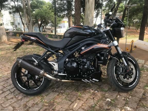TRIUMPH SPEED TRIPLE 1050 BR - BR 2014
