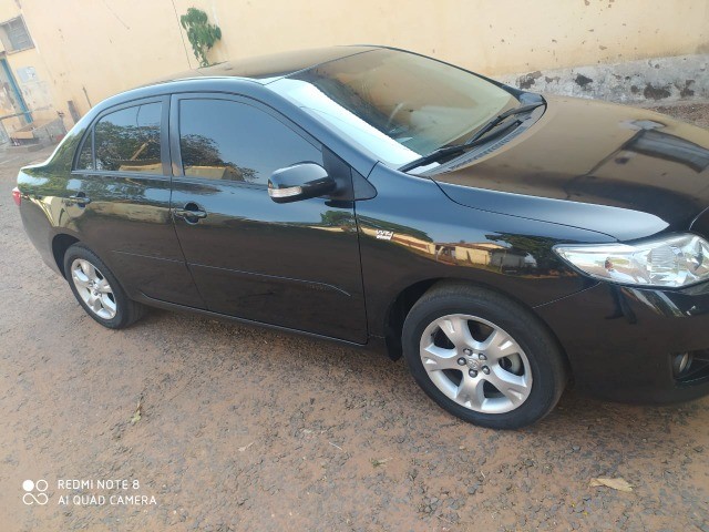 TOYOTA COROLLA 2010