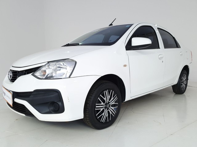 TOYOTA ETIOS SEDAN X 1.5  FLEX 