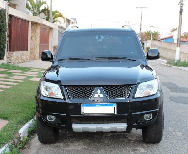 PAJERO TR4 AUT 2.0 16V 4X4 COR PRETA