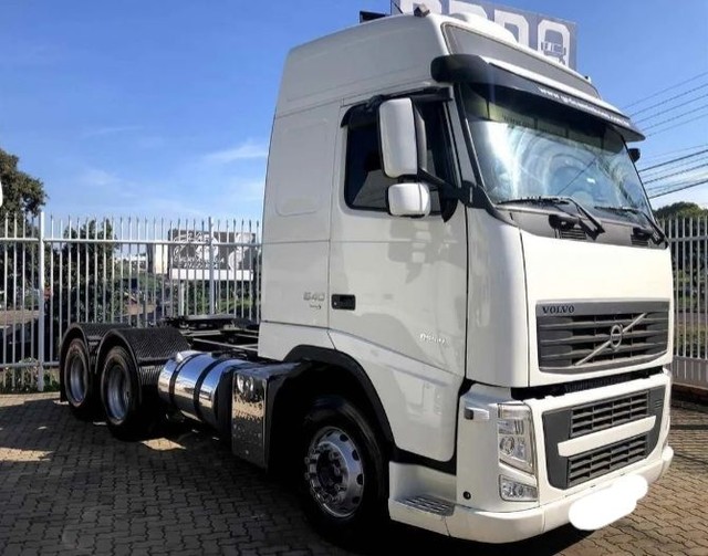 VENDO CAMINHÃO VOLVO FH540