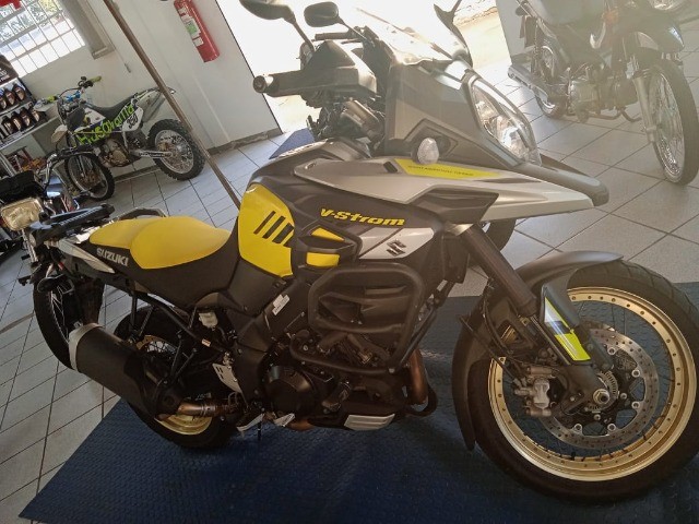 SUZUKI V-STRON 2018