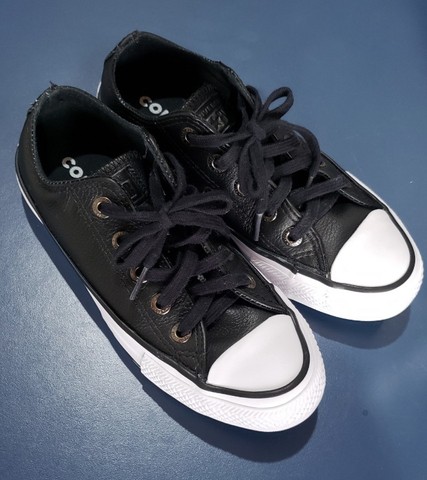 Tênis Converse All Star Ct04480002 Preto Couro Original 33 - Roupas e  calçados - Caminho Novo, Palhoça 1013104245 | OLX