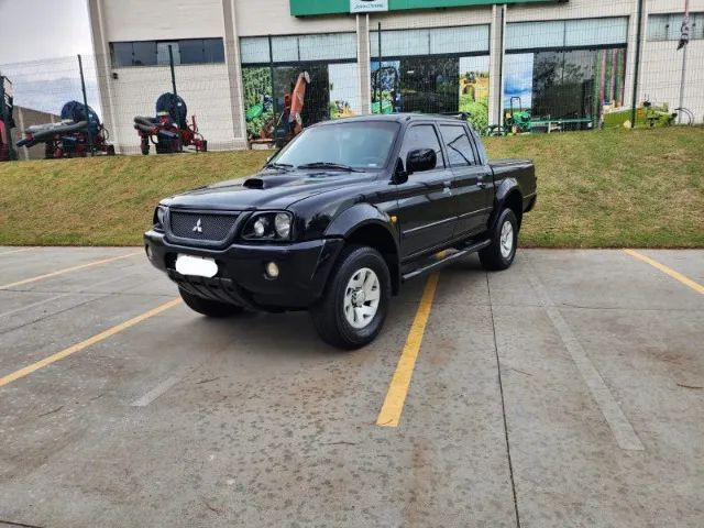 Mitsubishi L-200 CD SPORT GLS 4X4 2.5 TB-IC - SóCarrão