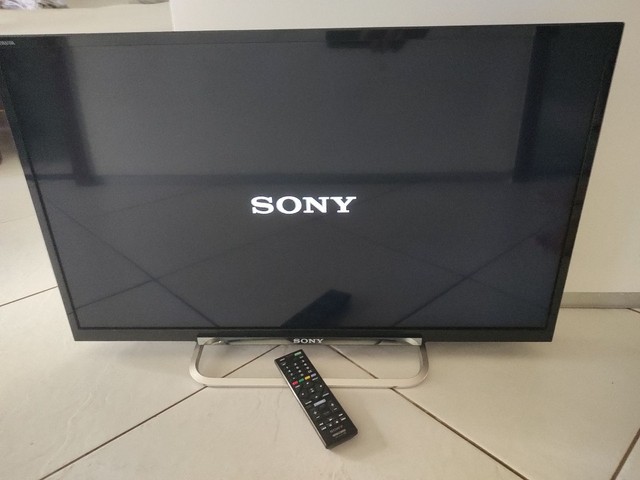 TV Sony 32 polegadas LCD, modelo<br><br>KDL-32R424A