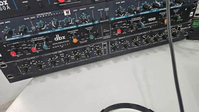 Equipamentos de Estúdio - Compressores, Preamps, Interfaces, Gates, Efeitos - Foto 4