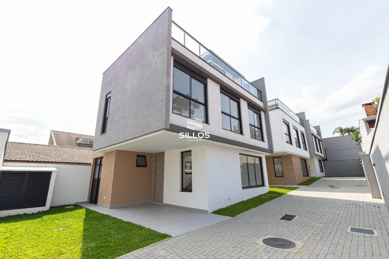 Sobrado triplex à venda com 3 quartos no São Lourenço em Curitiba/PR - Unidade 04