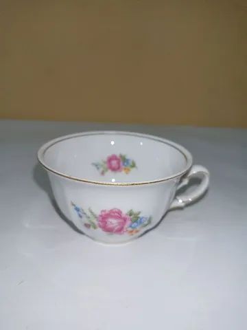 Xícara de chá porcelana Mauá 
