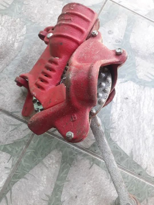 Moinho de manivela debulhador de milho  - Foto 2