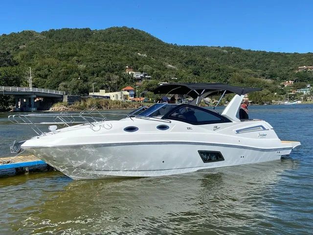 Focker 330 Black Edition 2022 x2 Mercruiser QSD 220 HP ñ Phantom Cimitarra Armada Triton
