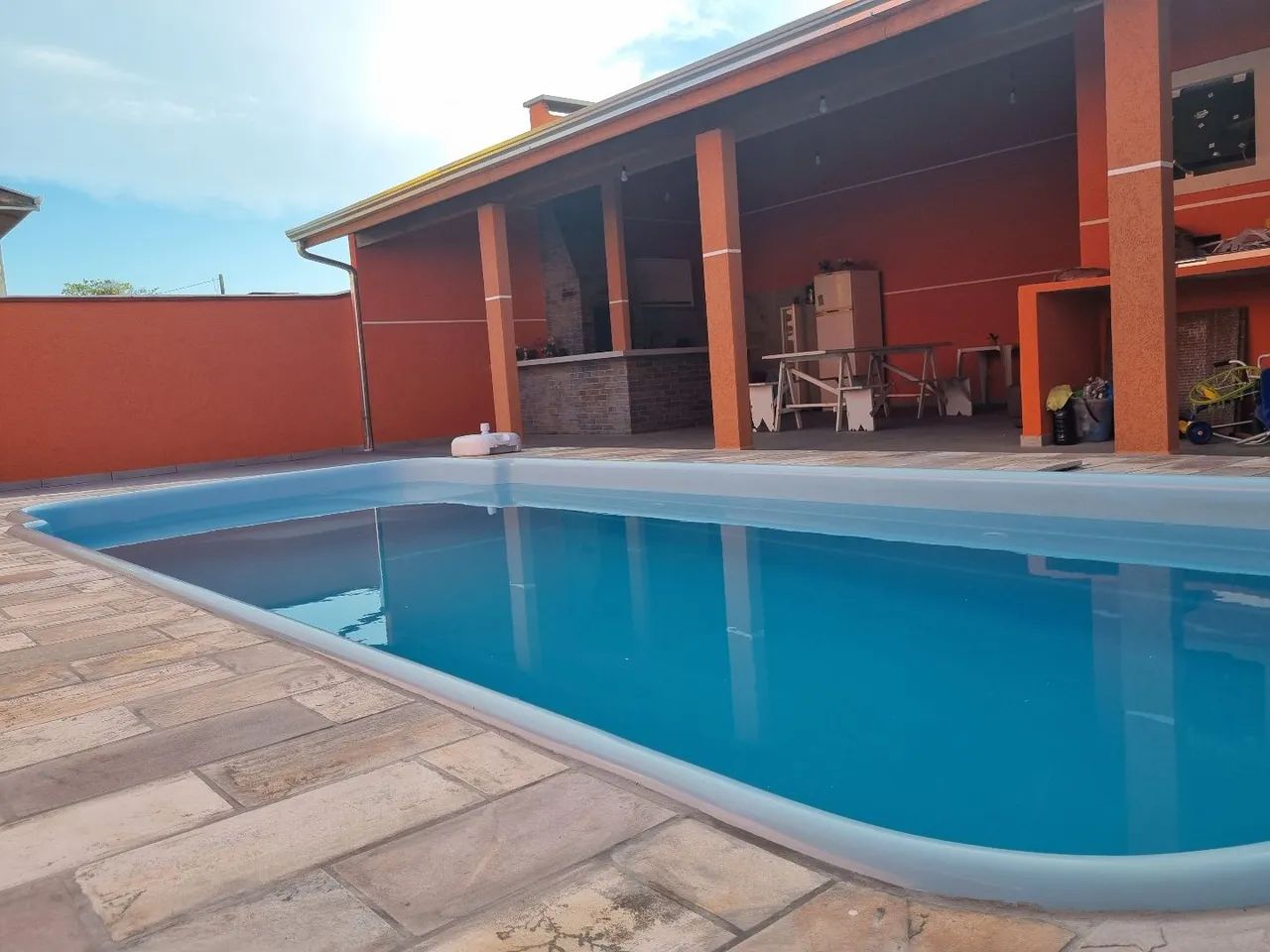 Casa com piscina em Guaratuba 