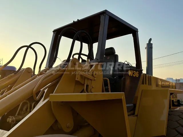 Pá Carregadeira CASE W36 1988 - Foto 6