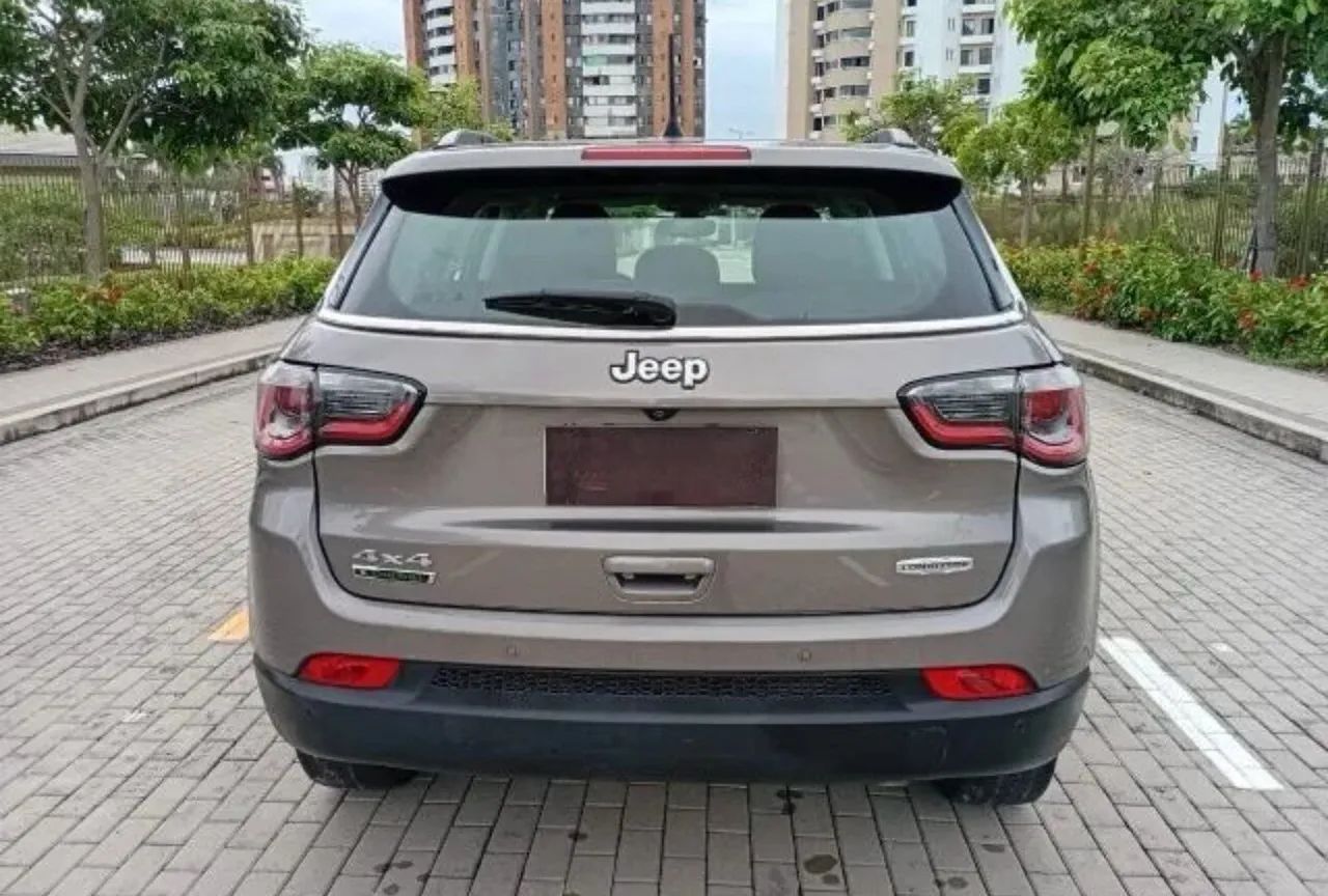 COMPASS 2019  Longitude 4X4 Diesel 59.000 KM apenas R$103.000,00 no Pix  - Foto 4
