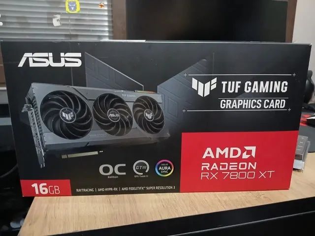Placa de video RX 7800xt Tuf 