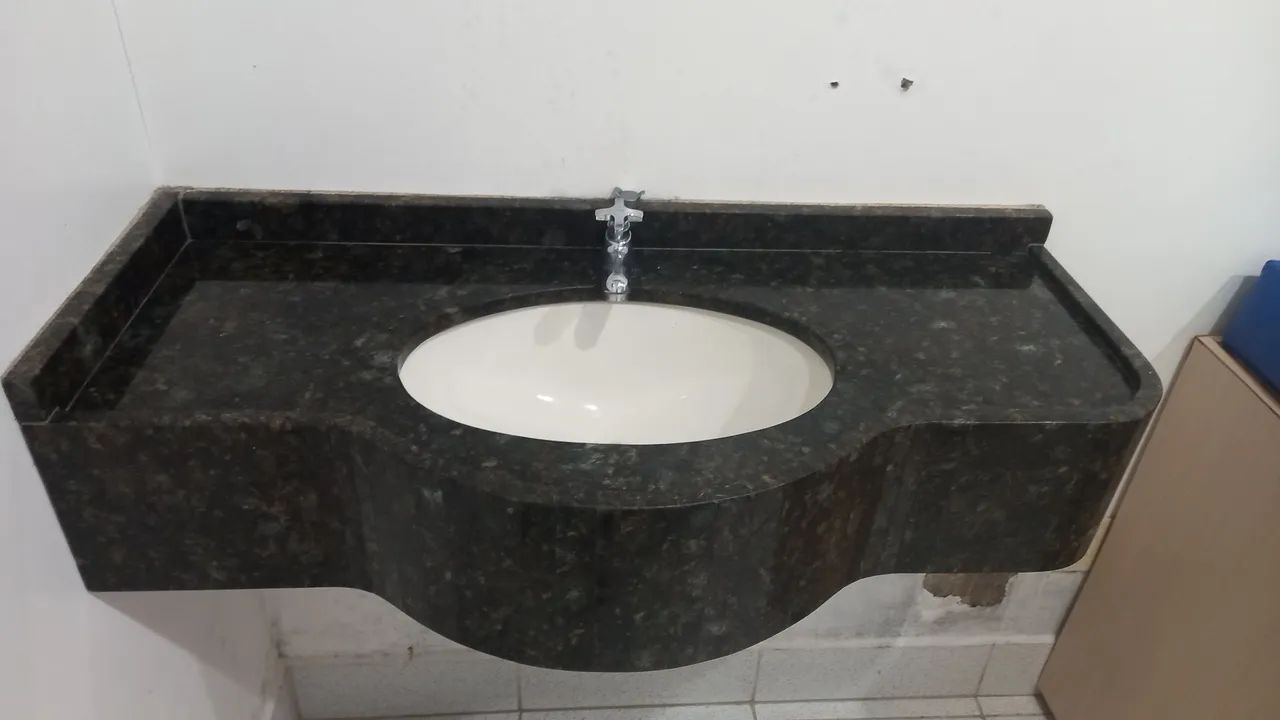 Pia em mármore com cuba64842065218306120