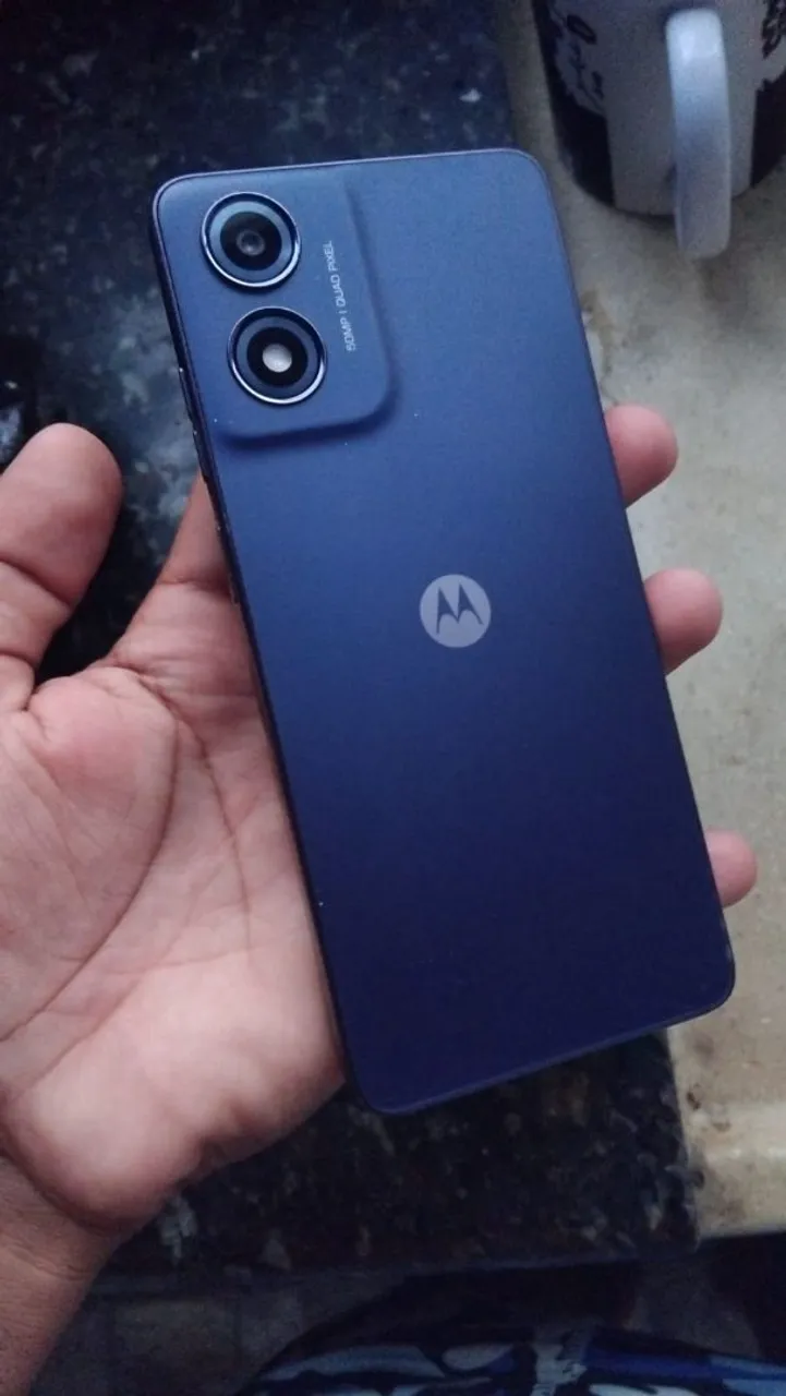 Moto g04s