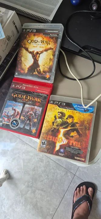 Playstation 3 com 2 controles - Foto 2