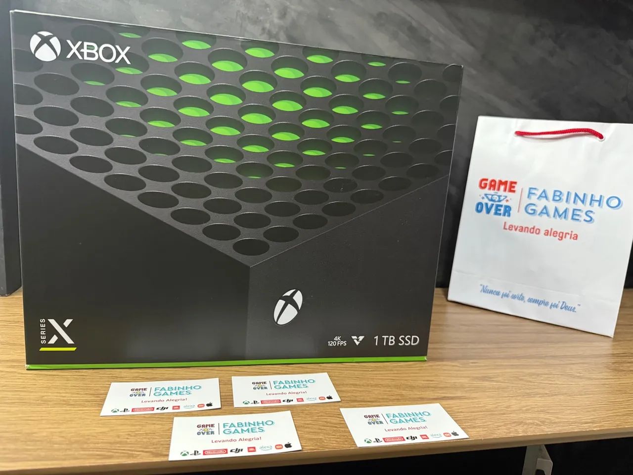 XBOX SÉRIES X 1TB MÍDIA FÍSICA NOVO/LACRADO