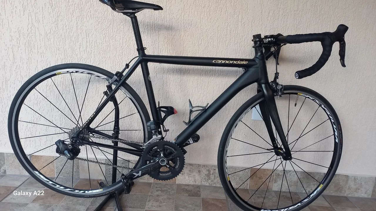 キャノンデール　CAAD10 BLACK INC Di2 キャノンデール CAAD10 DISC(キャドテンDISC) SRAM RIVAL完成車 2015