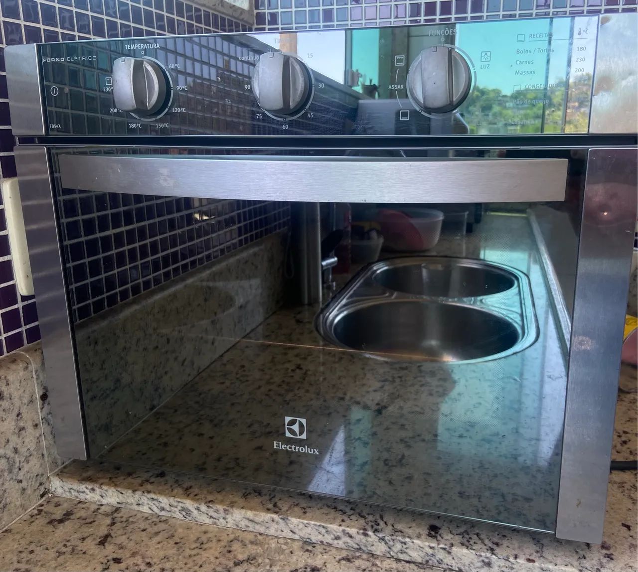 Forno Elétrico Electrolux FB54X - NÃO FUNCIONA E SEM CONCERTO
