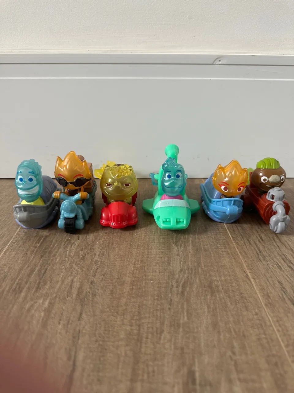 brinquedos bonecos mcdonalds elementos disney - 6 unidades