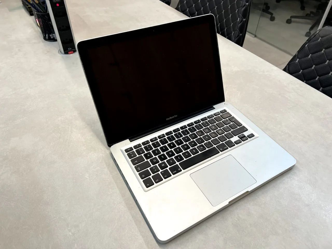 MacBook Air64315687093251123