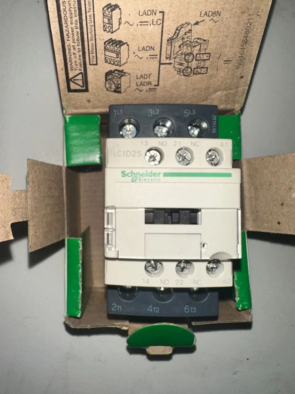 Lc1d25m7 Contator Schneider 3p 25a 220v 50/60hz - Foto 2