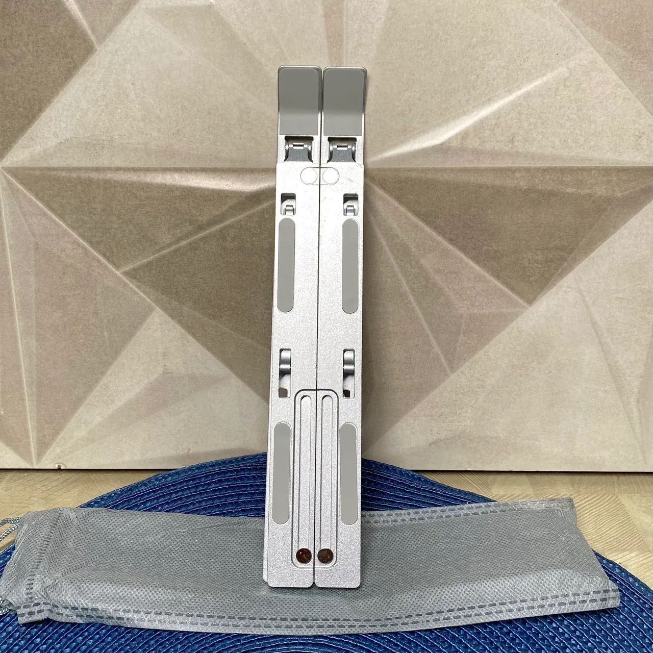 Suporte Ajustável para Notebook - Foto 4