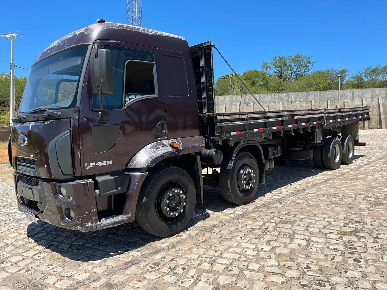 Ford Cargo 2428 Bitruck